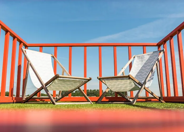 مكان تخييم Hihahut De Zonnepost