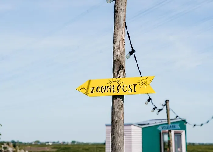 Hihahut De Zonnepost * Oud Ade